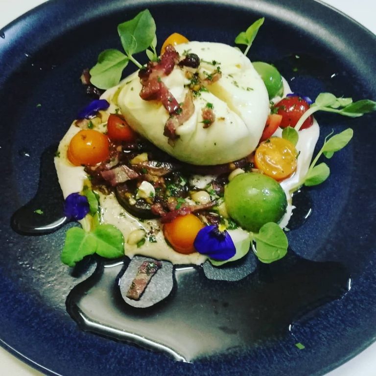 65479789 2736344999713679 1119051770467713024 o 1.jpg nc cat102 nc htscontent jnb1 1 1 768x768